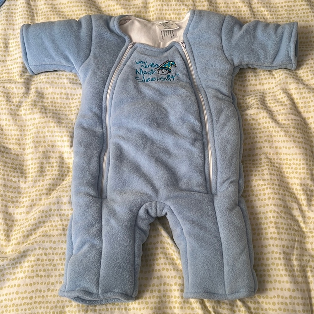Merlin’s Sleepsuit Large 6-9 Months